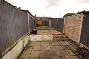 Outside to the rear- click for photo gallery